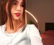 selinadiercks is a 18 year old female webcam sex model.