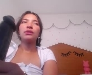 Online sex chat room with  yrs old female, ,  ,  - miaa_blu_t