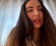 lorenrutty is a 22 year old female webcam sex model.