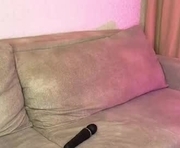 minimalika is a 18 year old female webcam sex model.