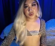 tsscarlett_xx is a 19 year old shemale webcam sex model.