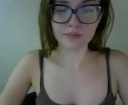 hartfoxx is a 21 year old female webcam sex model.