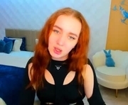 magichere is a 18 year old female webcam sex model.