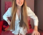 kiramystery is a 20 year old female webcam sex model.