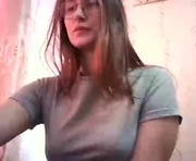 lola_r0se is a 23 year old female webcam sex model.