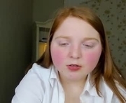 britneylugg is a 18 year old female webcam sex model.
