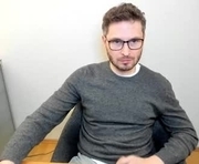 kinksubbydubby is a 43 year old male webcam sex model.