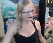 savanah_banana is a 40 year old shemale webcam sex model.