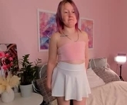 mia_ferd is a 19 year old female webcam sex model.