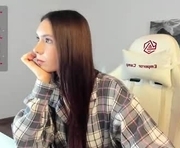 kelly_harrison is a  year old female webcam sex model.