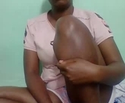 rovaelyah is a  year old female webcam sex model.