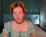 sara_frayy is a 19 year old female webcam sex model.