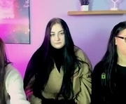 ava_crystal_ is a  year old female webcam sex model.