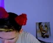 kai_soul is a 21 year old couple webcam sex model.