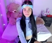 sara_leenn is a  year old female webcam sex model.