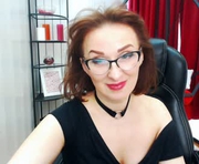 julia_renard is a 28 year old female webcam sex model.