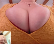 claraboobies is a 32 year old female webcam sex model.