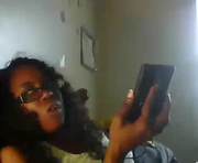 cuteshotkiki is a 24 year old female webcam sex model.