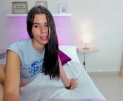 _samycute is a 19 year old female webcam sex model.