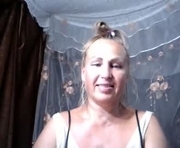 sweety_loopers_xxx is a 40 year old female webcam sex model.