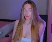 lexy_kiky is a 19 year old female webcam sex model.
