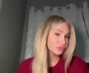 stellacummings is a 24 year old shemale webcam sex model.