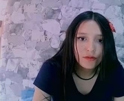 sayuce_black is a 18 year old female webcam sex model.