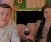 jen_patrick is a 30 year old couple webcam sex model.
