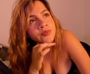 amara_sincleir is a  year old female webcam sex model.