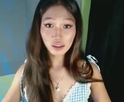 lunachance is a 18 year old shemale webcam sex model.