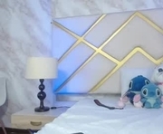 solara_ is a 19 year old female webcam sex model.