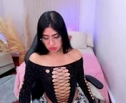 willow_keene is a 19 year old female webcam sex model.