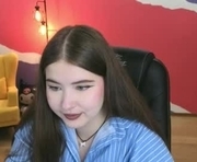 nicolefoxery is a 23 year old female webcam sex model.