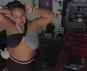 temptressbeauty24 is a 35 year old female webcam sex model.