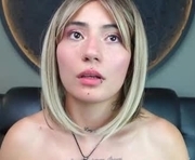 miss___charlotte is a 22 year old female webcam sex model.
