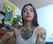 _zoebakers is a 25 year old female webcam sex model.