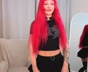 chateaucharmant is a 18 year old female webcam sex model.