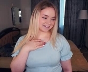 leotafredericks is a 18 year old female webcam sex model.