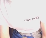 da1sydream is a 18 year old female webcam sex model.