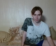 hugs_land1250 is a 19 year old couple webcam sex model.