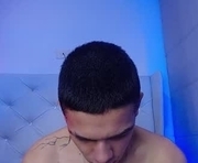 noah_and_kim69 is a 22 year old couple webcam sex model.