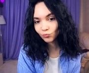 katievillard is a 18 year old female webcam sex model.