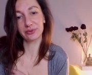 smalltittsbigsoul is a 29 year old female webcam sex model.