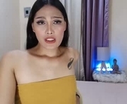 ursweetts69 is a 24 year old shemale webcam sex model.