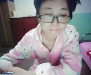 cbz112233 is a 24 year old female webcam sex model.