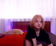 molly_sweetbaby is a 18 year old female webcam sex model.