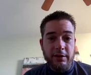 biggin10inch is a  year old male webcam sex model.