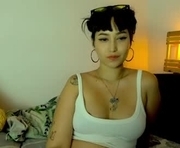 francescarossi is a 25 year old female webcam sex model.