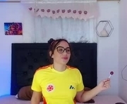 lola_sparroow is a 24 year old female webcam sex model.