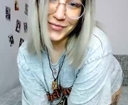 paradisexparadisex is a 29 year old female webcam sex model.